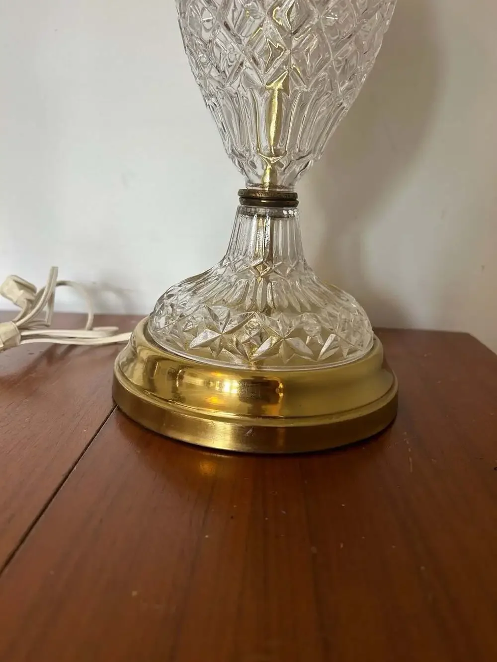 Vintage Cut Crystal Pineapple Design Table Lamp with Brass Base